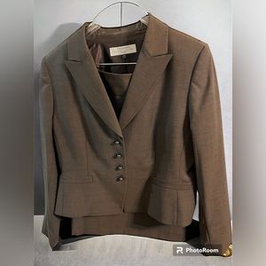 Tahari Arthur S. Levine Elliot Brown Single Breasted Wool Size 14 Petite.